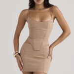 House of CB Beżowa Mini Spódniczka Wyszczuplająca Nisha 4PND927 Modna Odzież