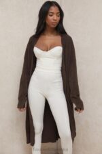 House of CB Chloe oversize kardigan czekoladowy moda trendy - Image 11
