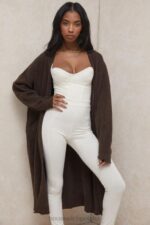 House of CB Chloe oversize kardigan czekoladowy moda trendy - Image 12