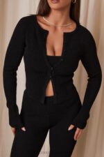 House of CB Czarny Prążkowany Sweterek Sylvia Stylowy Must Have