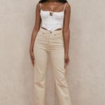 House of CB Ecru Vintage Jeansy Yara Wysoki Stan Modne i Stylowe