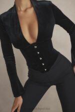 House of CB Gorset Leonora z Czarnego Aksamitu Modny Styl - Image 11