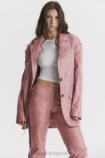 House of CB Kiera różowa oversize marynarka z wegańskiej skóry ciepła i stylowa