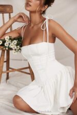 House of CB Marcy mini sukienka plisowana biała elegancka moda - Image 16