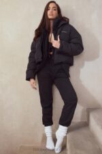 House of CB Polarowe Spodnie do Joggingu Sky Ink Komfort i Styl - Image 2