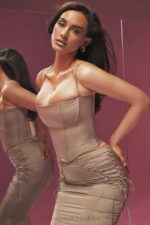 House of CB Satynowy Gorset Chantelle Latte Modny Styl Elegancja - Image 3