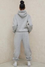 House of CB Szare Spodnie do Joggingu Polarowe Komfort i Styl - Image 11