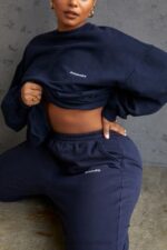 Tommy Granatowa Oversize Bluza z Okrągłym Dekoltem Modny Styl - Image 13