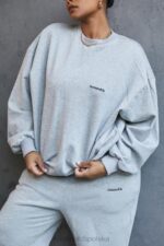 Tommy Szara Oversize Bluza z Okrągłym Dekoltem Modna Odzież - Image 13