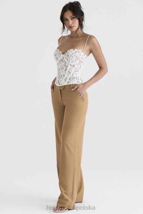 House of CB Cameron Caramel luźne dopasowane spodnie trendy stylowe odzież
