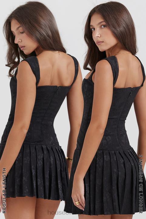 House of CB Czarna plisowana mini sukienka elegancka na każdą okazję